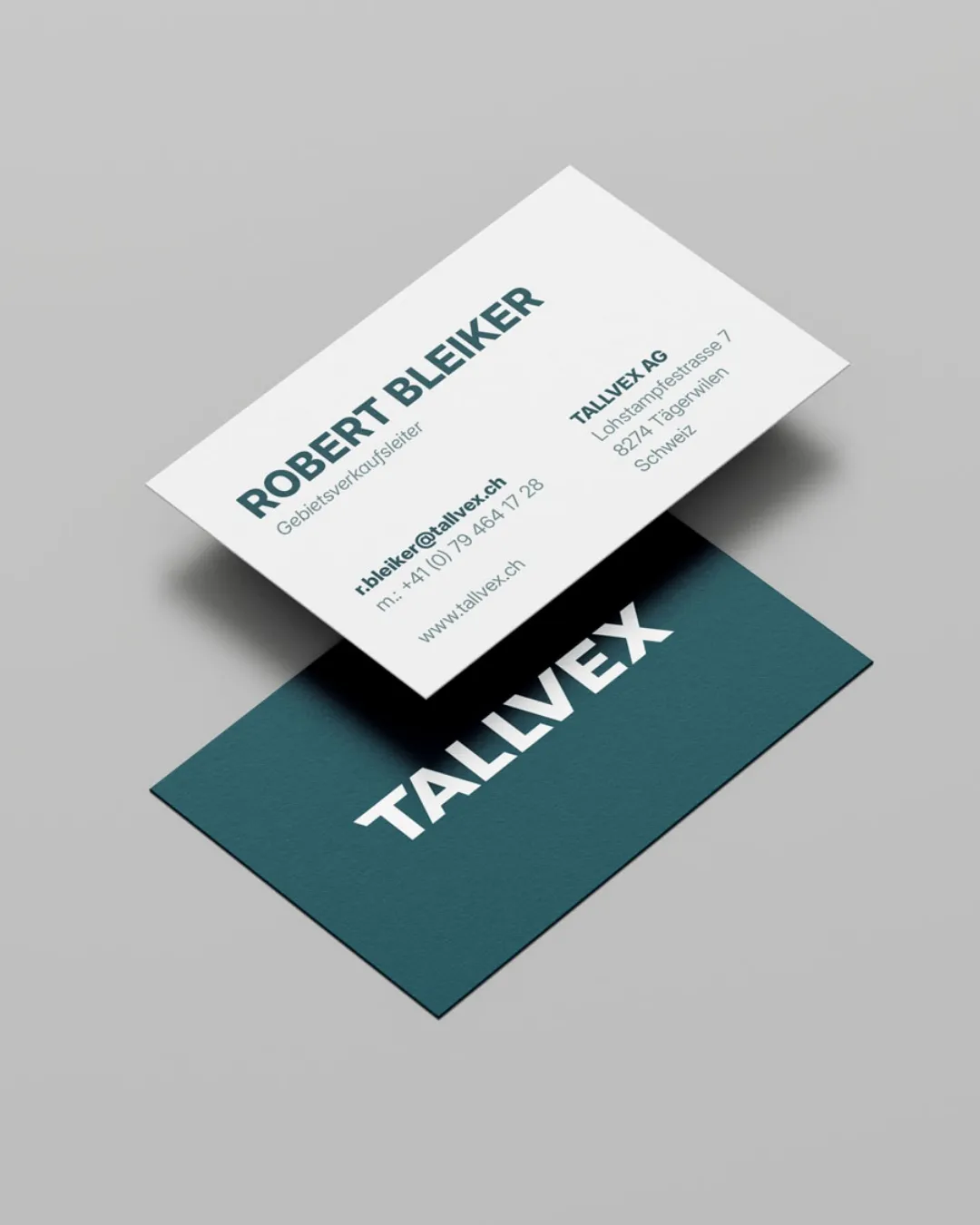 Visitenkarten Ansicht mit 2 der Rückseite und der Vorderseite.